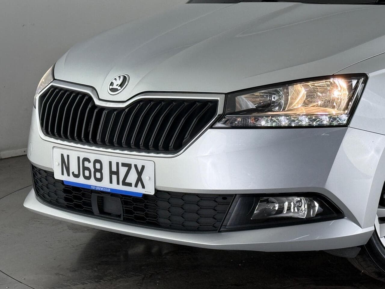 SKODA Fabia thumbnail Lights Front