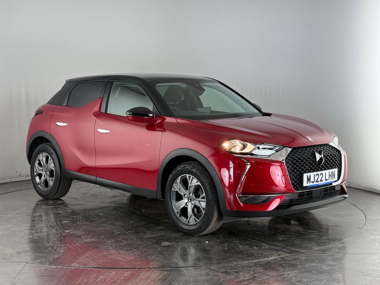 DS 3 Crossback - DS 3 Crossback 1.2 PureTech Bastille Crossback Euro 6 (s/s) 5dr