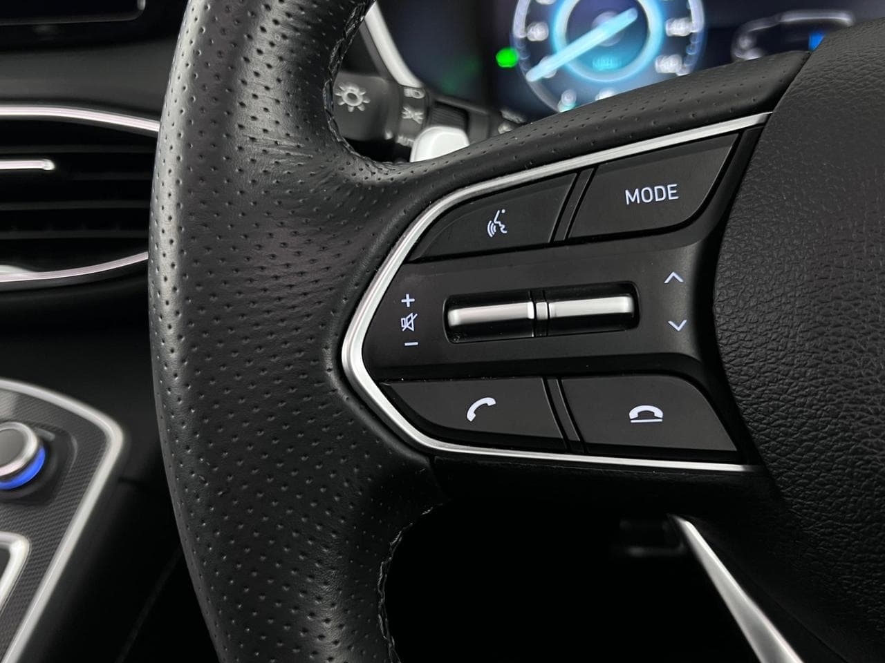 HYUNDAI SANTA FE thumbnail Misc Controls