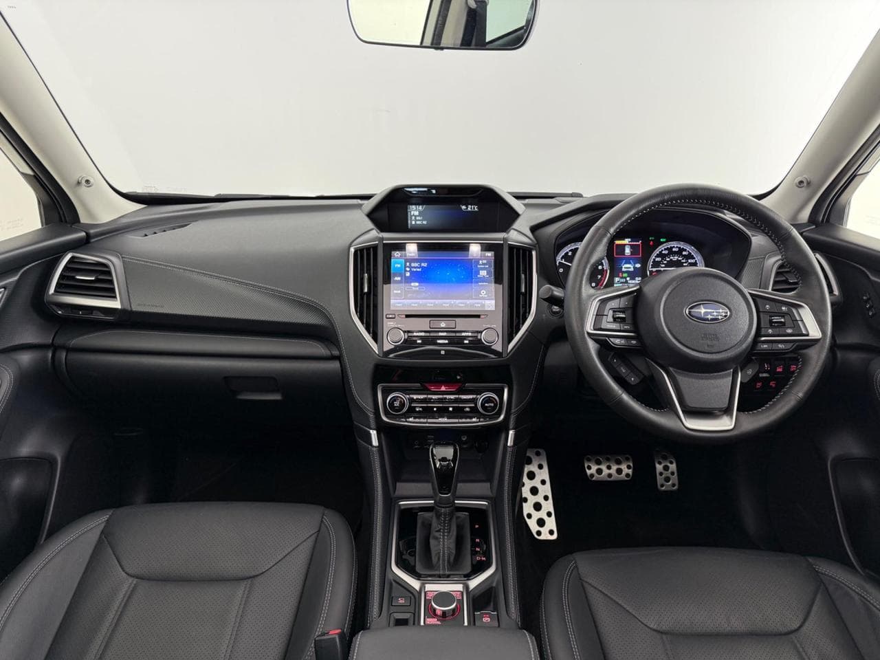 SUBARU Forester thumbnail Interior Front