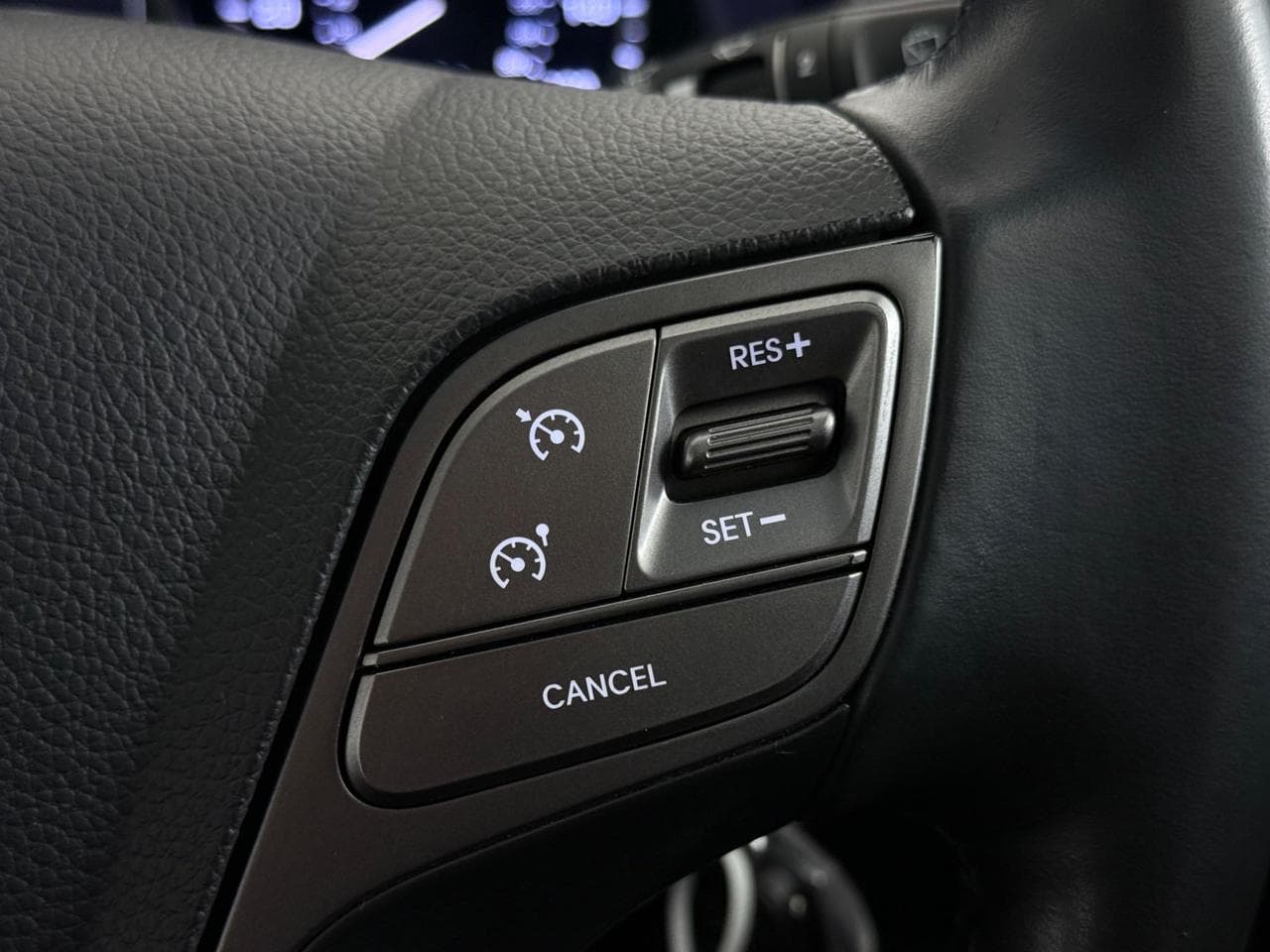 HYUNDAI Santa Fe thumbnail Misc Controls