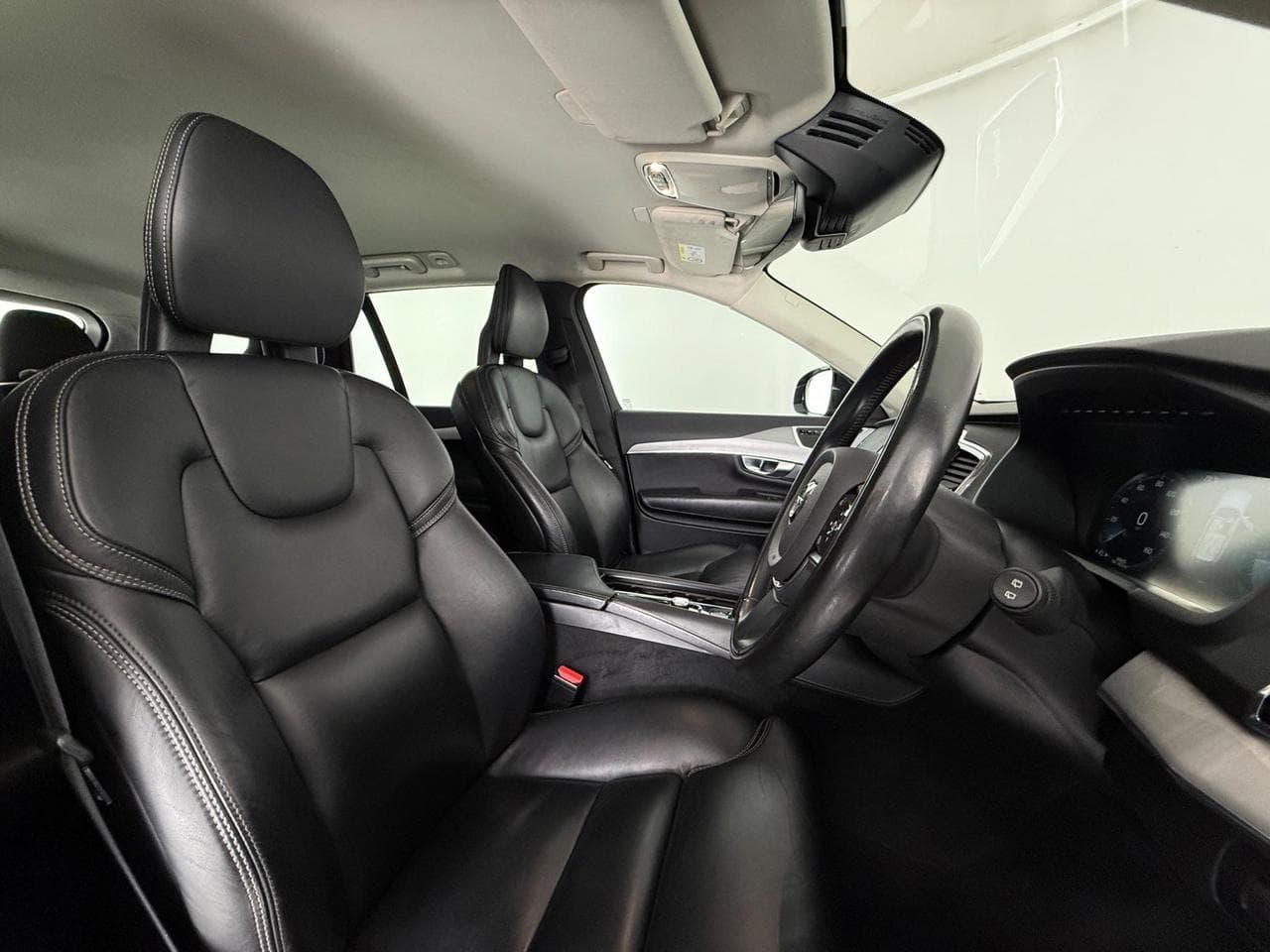 VOLVO XC90 thumbnail Seat Driver
