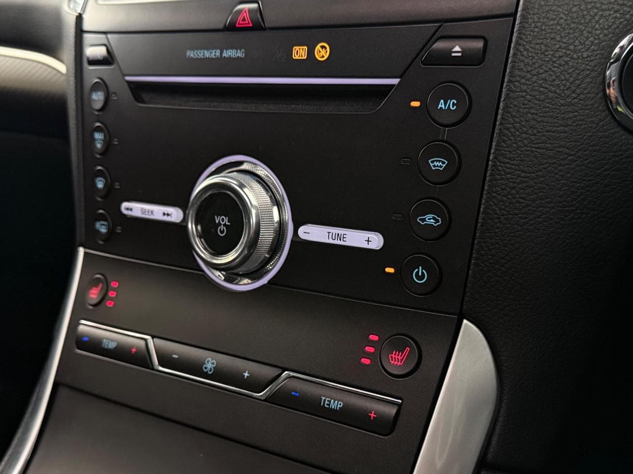 Ford Edge thumbnail Misc Controls