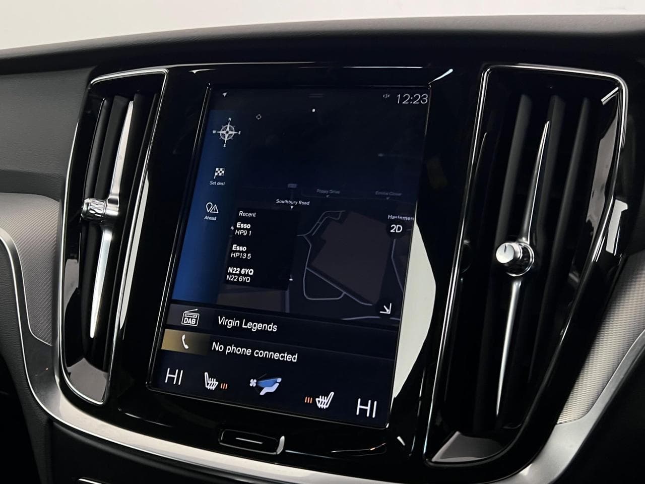 VOLVO S60 thumbnail Infotainment System