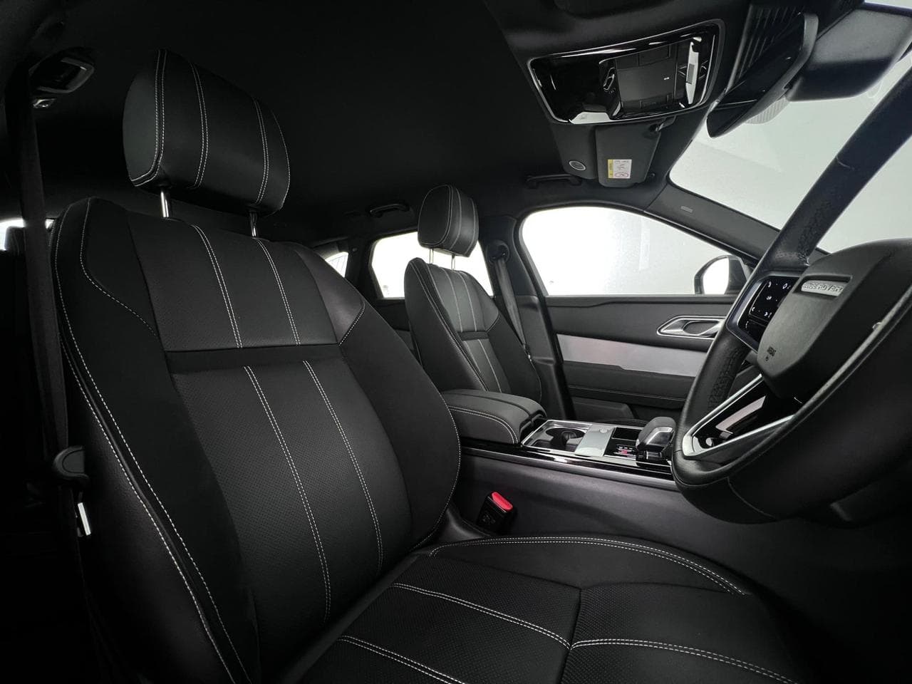 LAND ROVER RANGE ROVER VELAR thumbnail Seat Driver