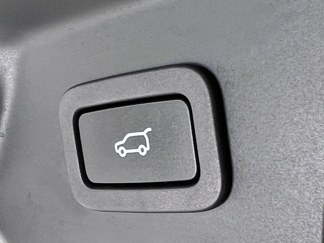 LAND ROVER Range Rover Velar thumbnail Misc Controls