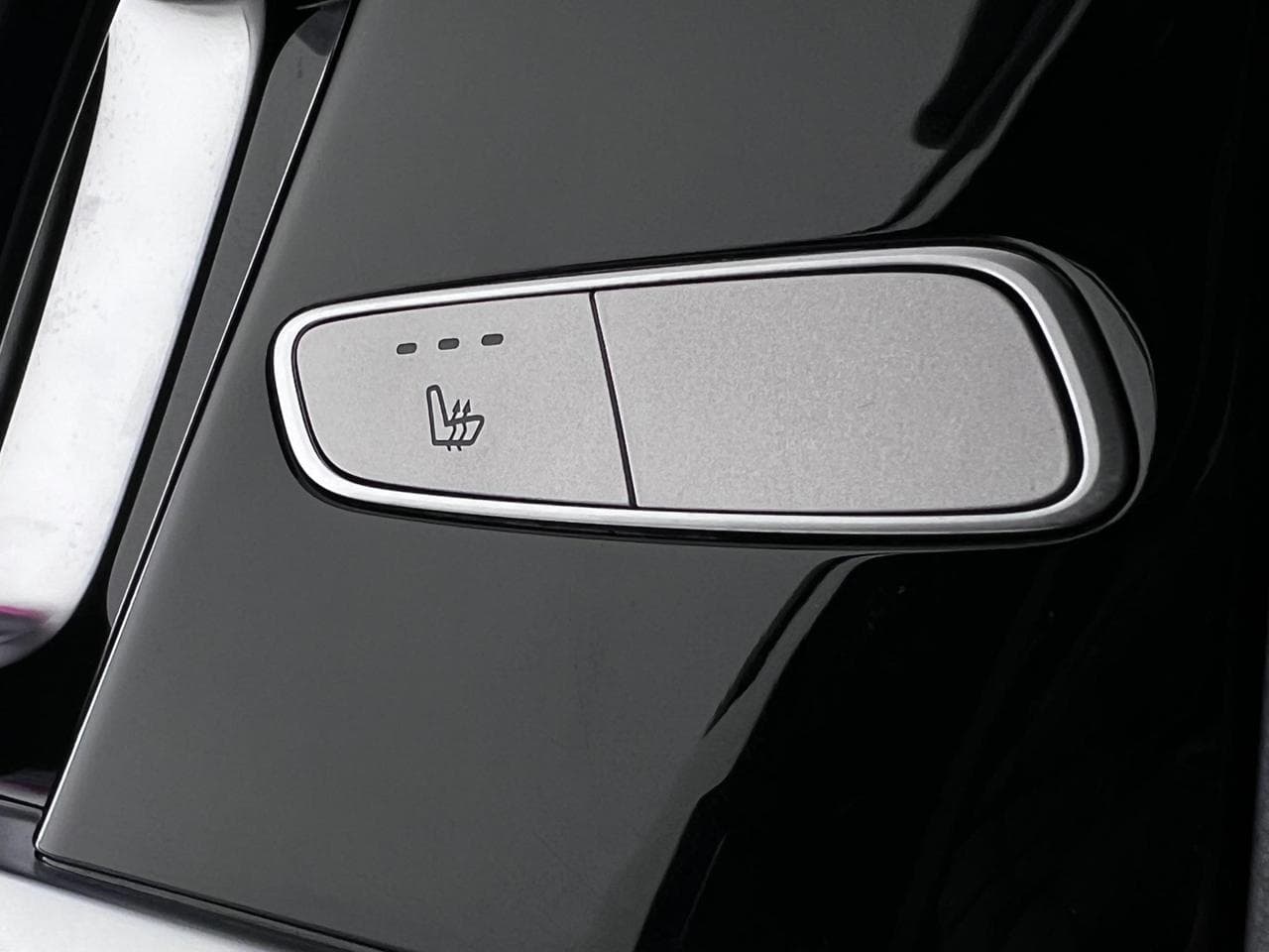 MERCEDES-BENZ G-Class thumbnail Misc Controls