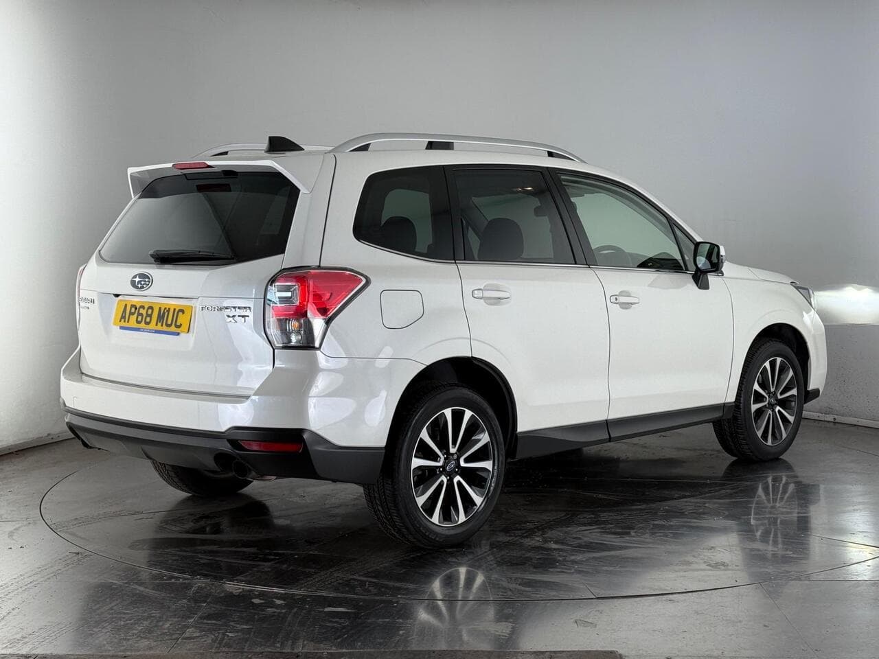 SUBARU Forester thumbnail Rear Right