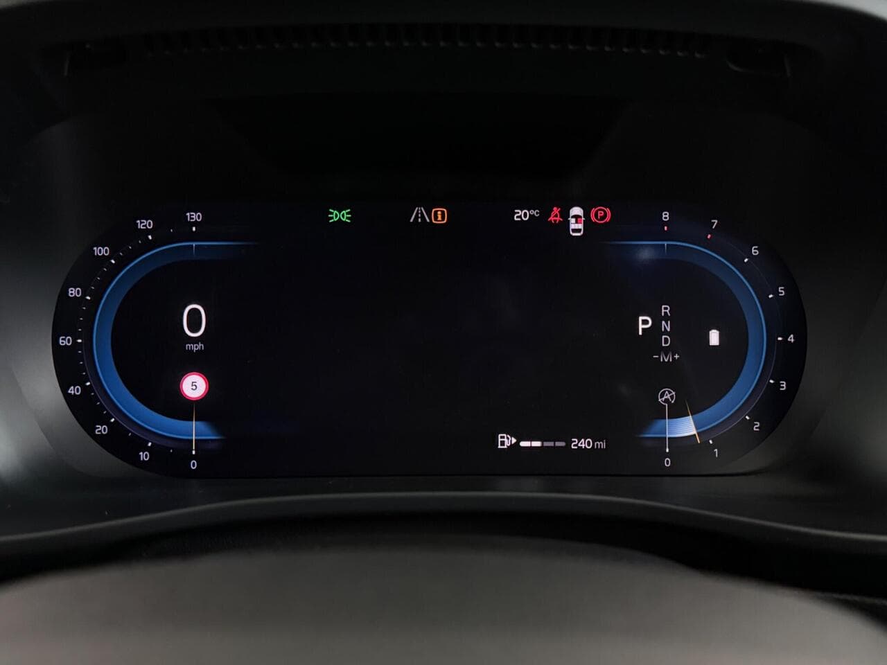 VOLVO XC40 thumbnail Driver Instruments