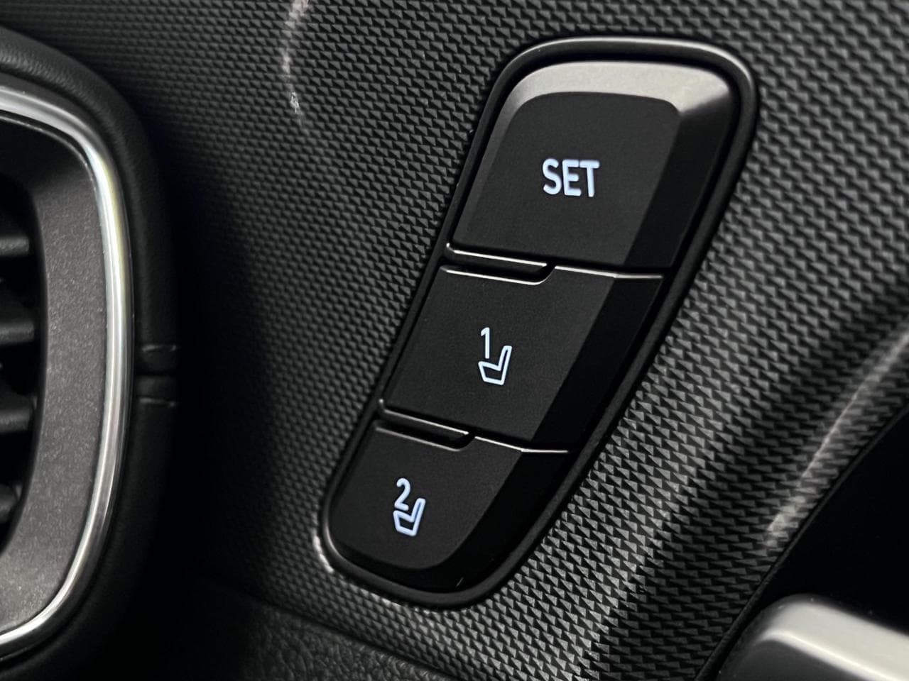 HYUNDAI SANTA FE thumbnail Misc Controls