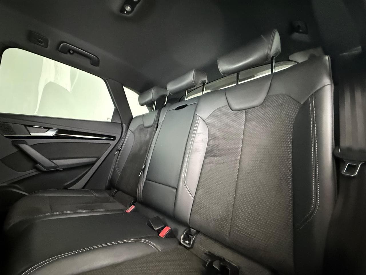 AUDI Q5 thumbnail Seats Rear