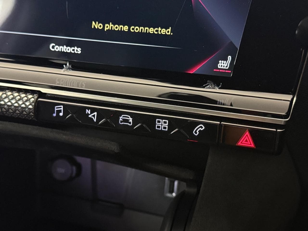 DS 7 Crossback thumbnail Inconclusive