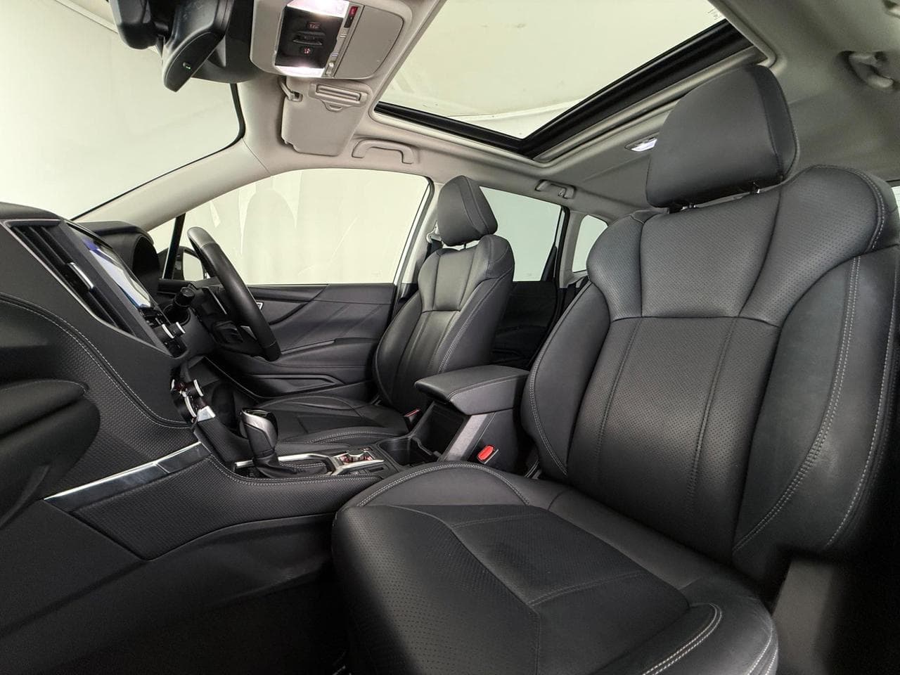 SUBARU Forester thumbnail Seat Front Passenger