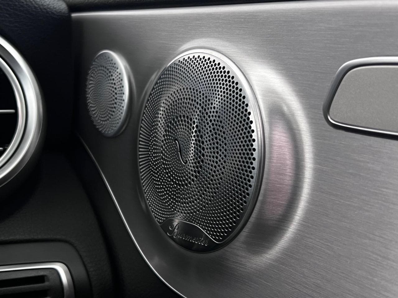 MERCEDES-BENZ C-Class thumbnail Misc Controls