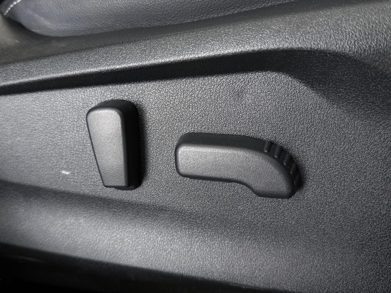 SUBARU Forester thumbnail Misc Controls
