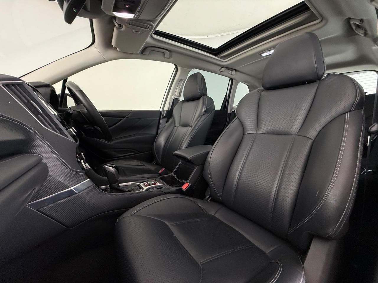 SUBARU Forester thumbnail Seat Front Passenger
