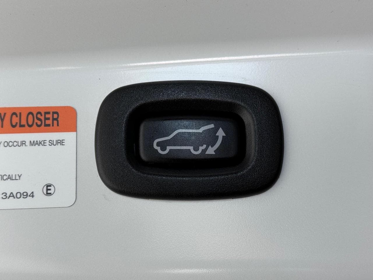 MITSUBISHI Outlander thumbnail Promotional Material