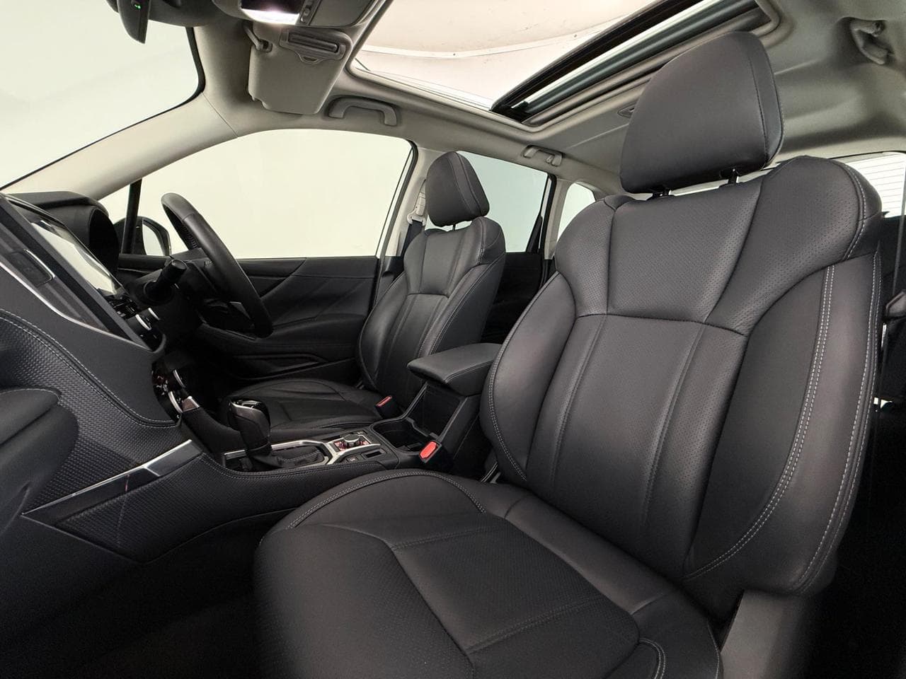SUBARU Forester thumbnail Seat Front Passenger
