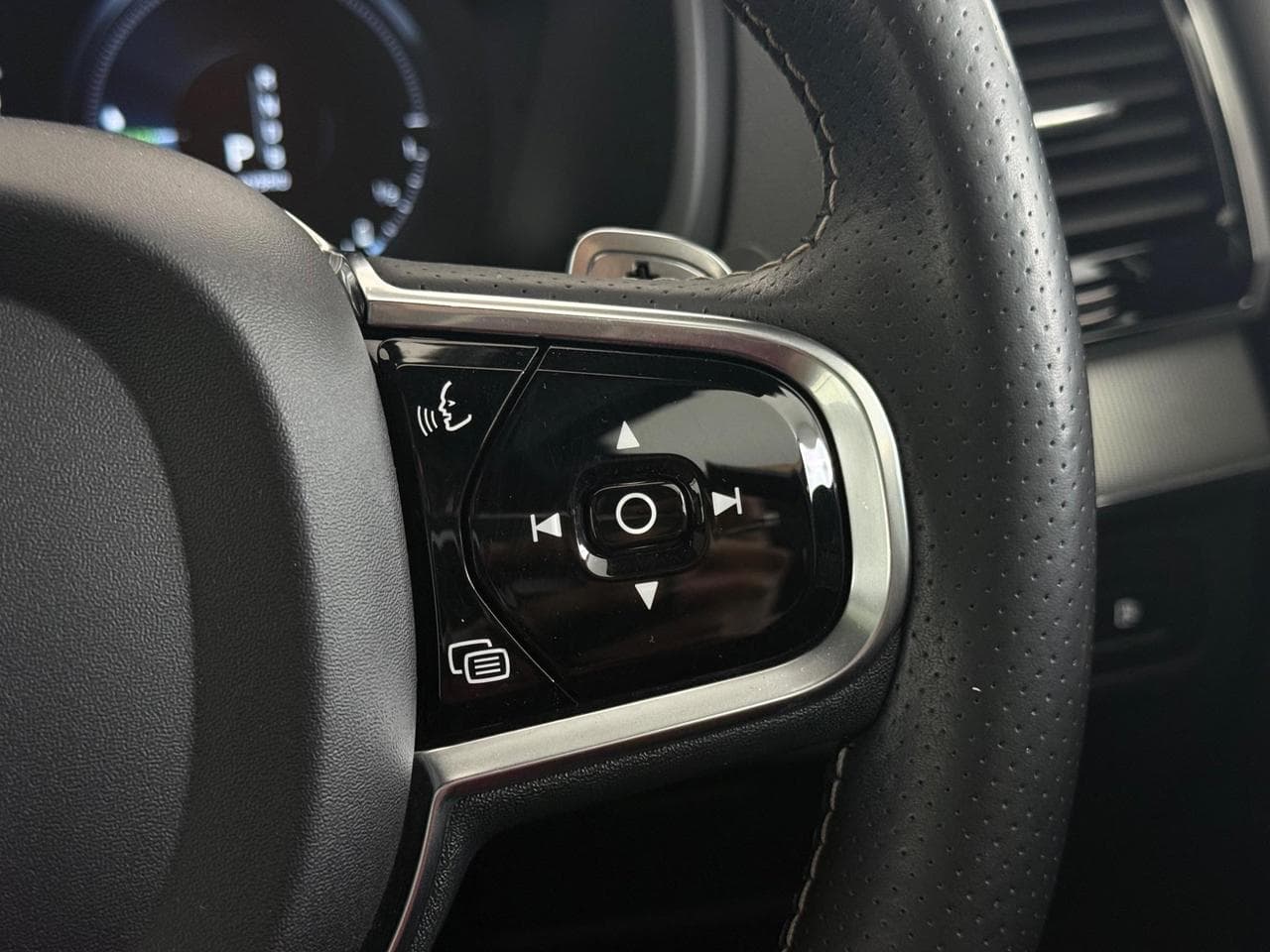 VOLVO XC90 thumbnail Misc Controls