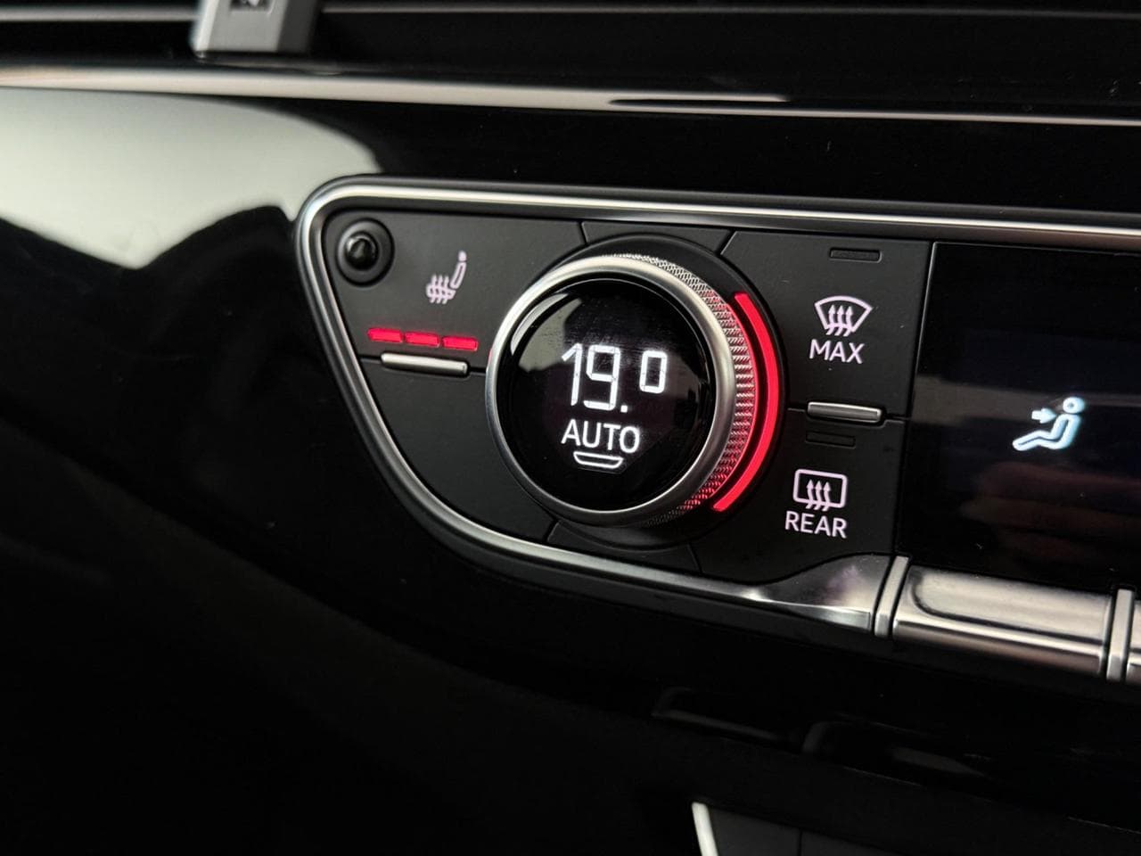AUDI A4 thumbnail Misc Controls