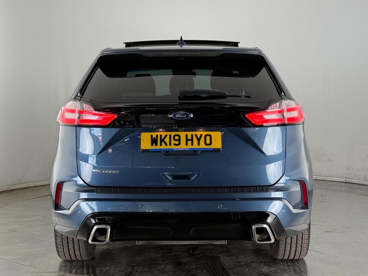 Ford Edge thumbnail Rear