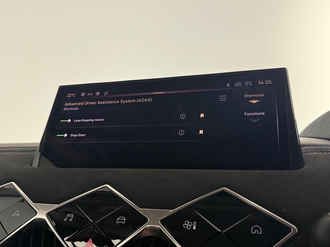 DS 3 thumbnail Infotainment System