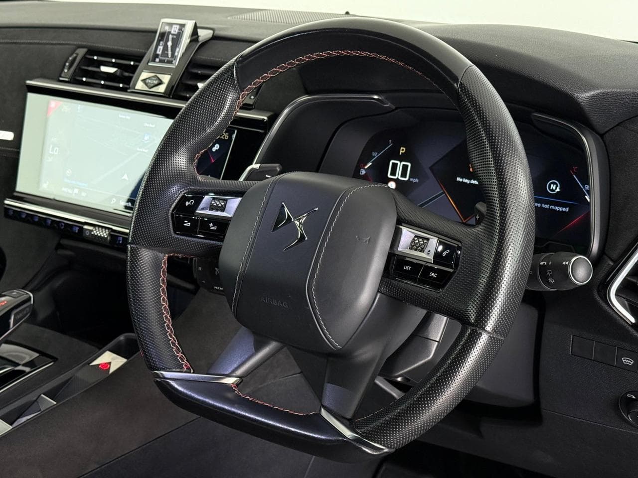DS 7 Crossback thumbnail Steering Wheel