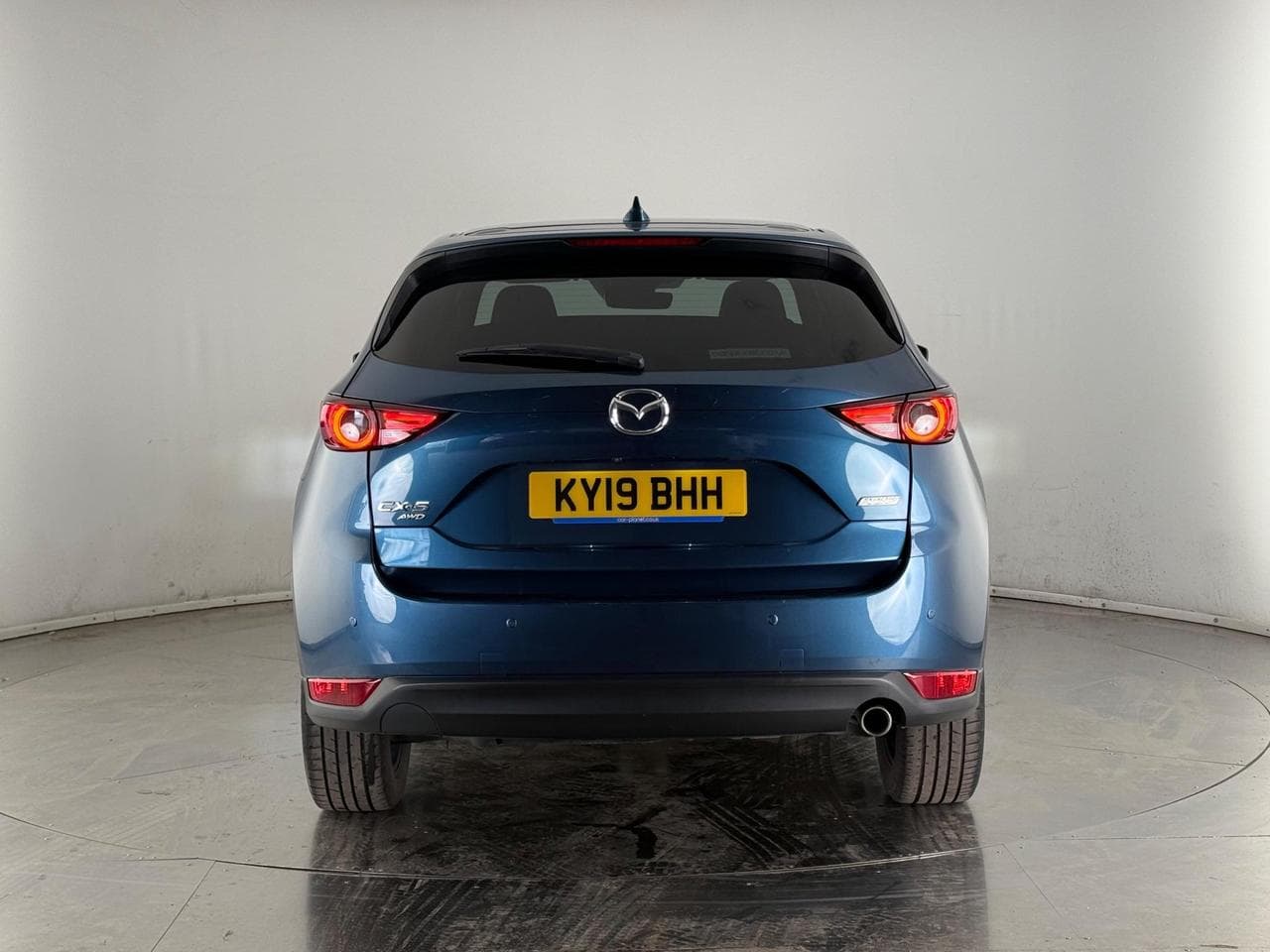 MAZDA CX-5 thumbnail Rear
