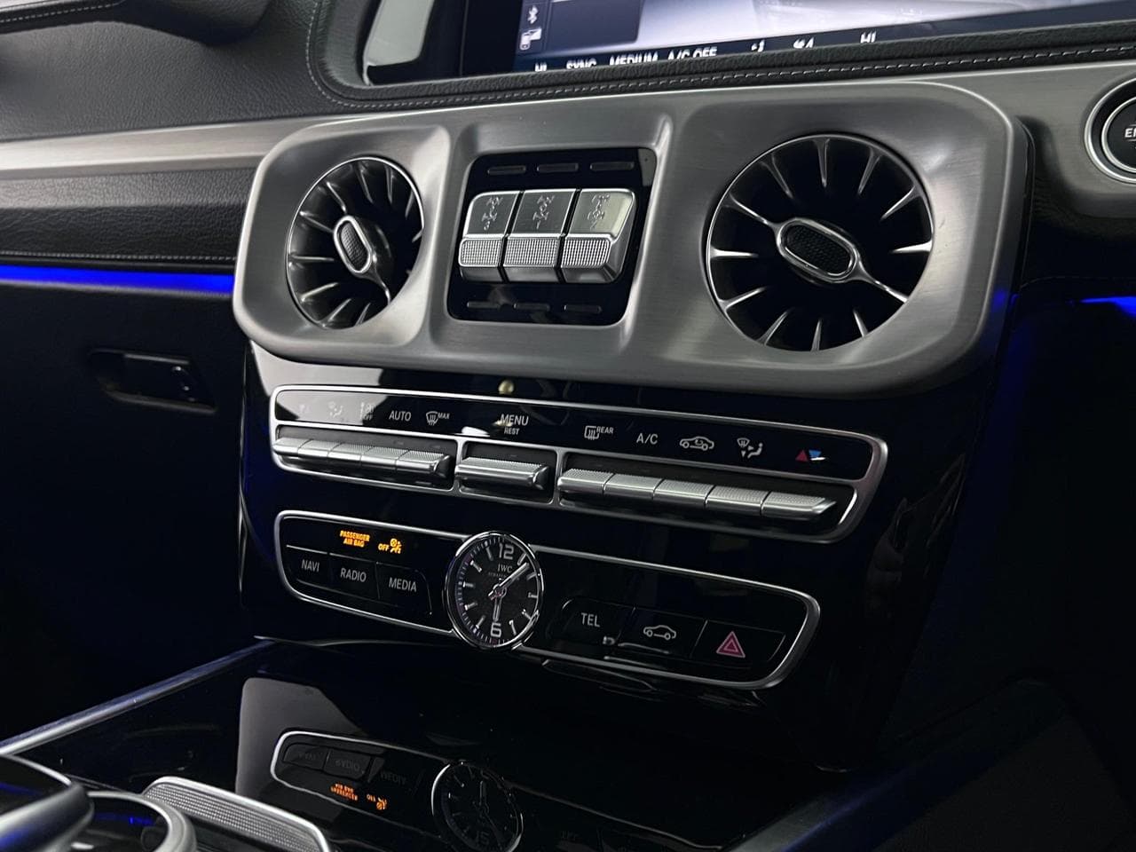 MERCEDES-BENZ G-Class thumbnail Interior Front