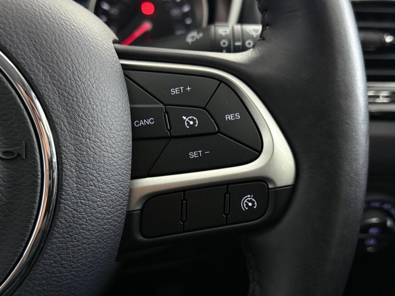 JEEP Compass thumbnail Misc Controls