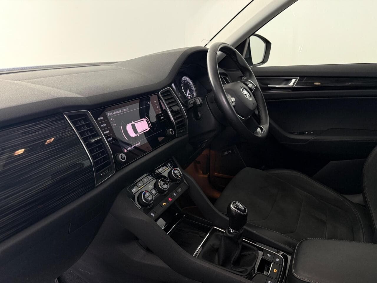 SKODA Kodiaq thumbnail Interior Front
