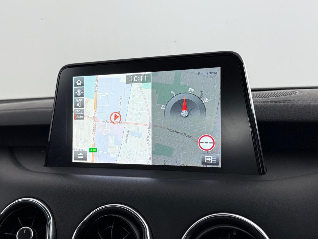 Kia Stinger thumbnail Infotainment System