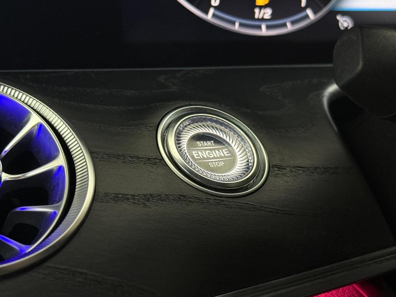 MERCEDES-BENZ E-Class thumbnail Misc Controls