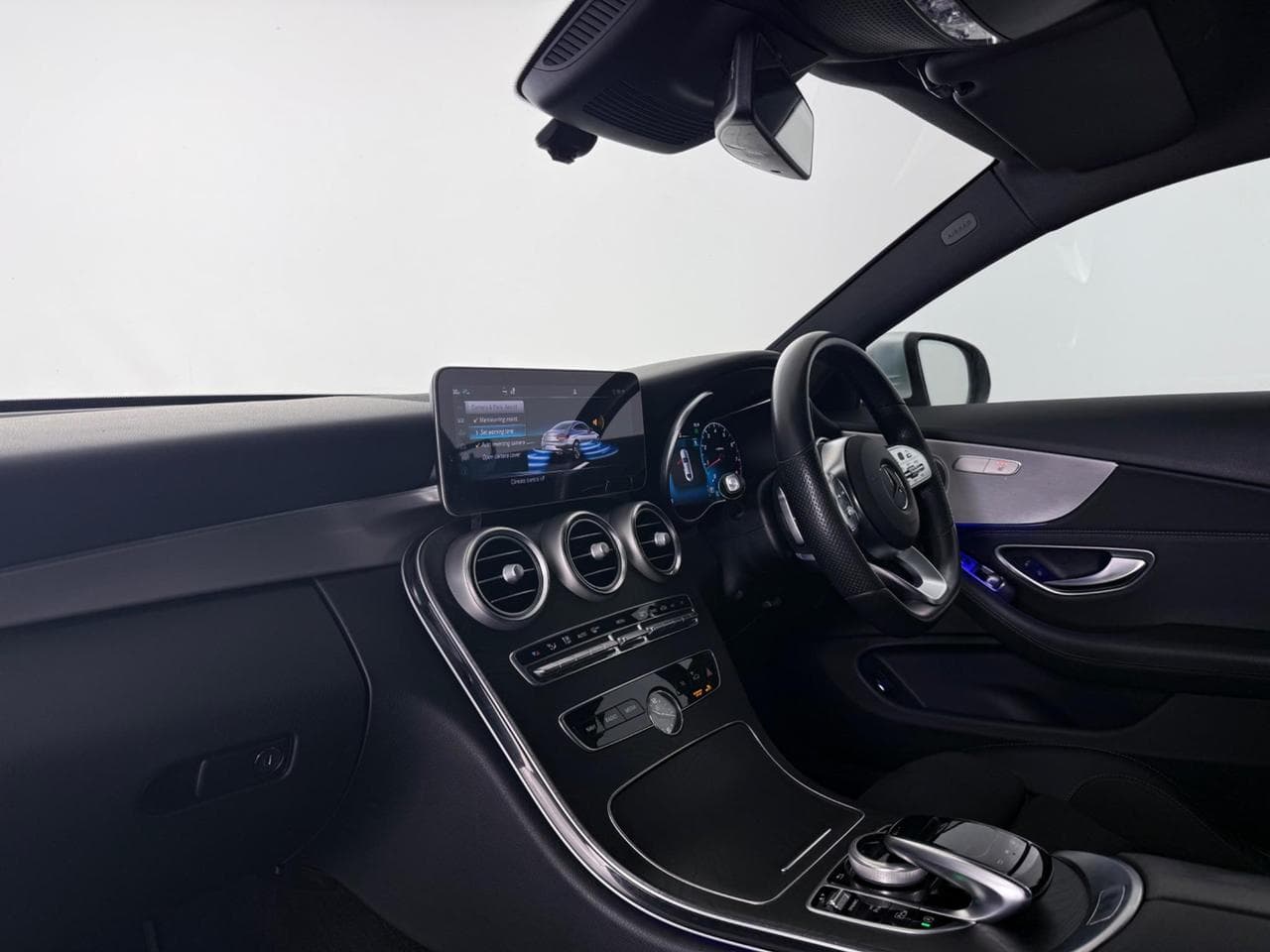 MERCEDES-BENZ C-Class thumbnail Interior Front