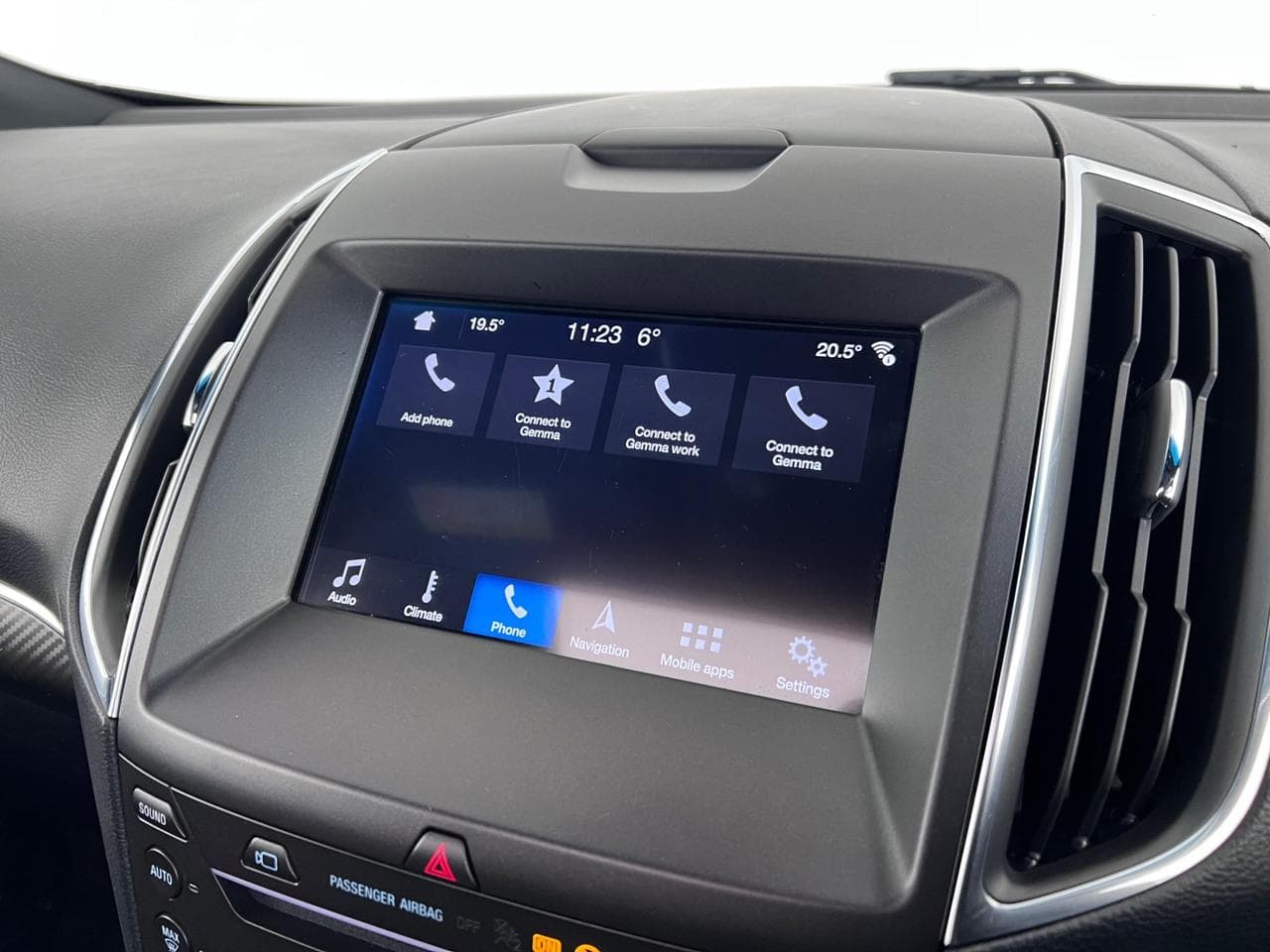 FORD EDGE thumbnail Infotainment System