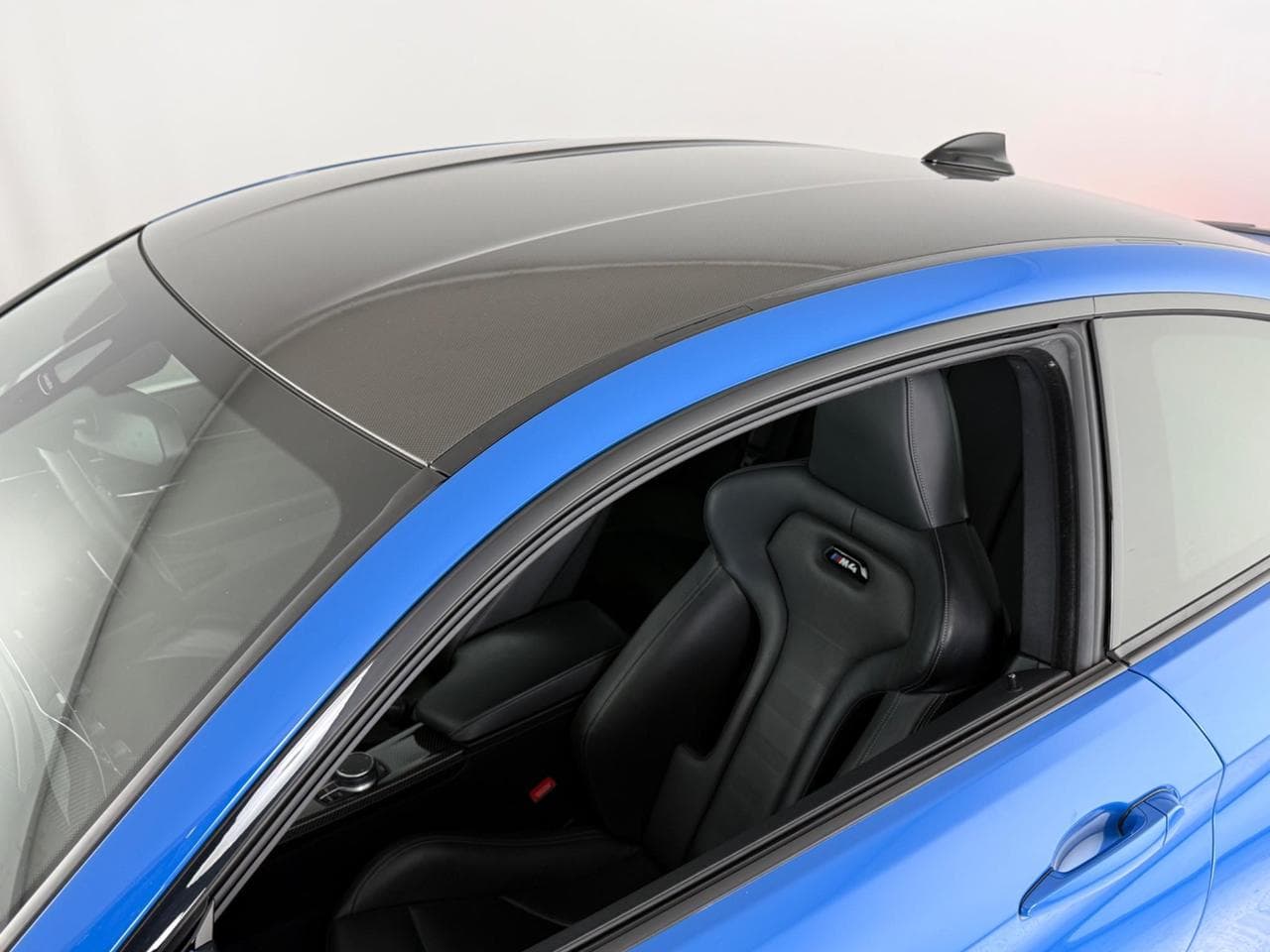 BMW 4 Series thumbnail Roof