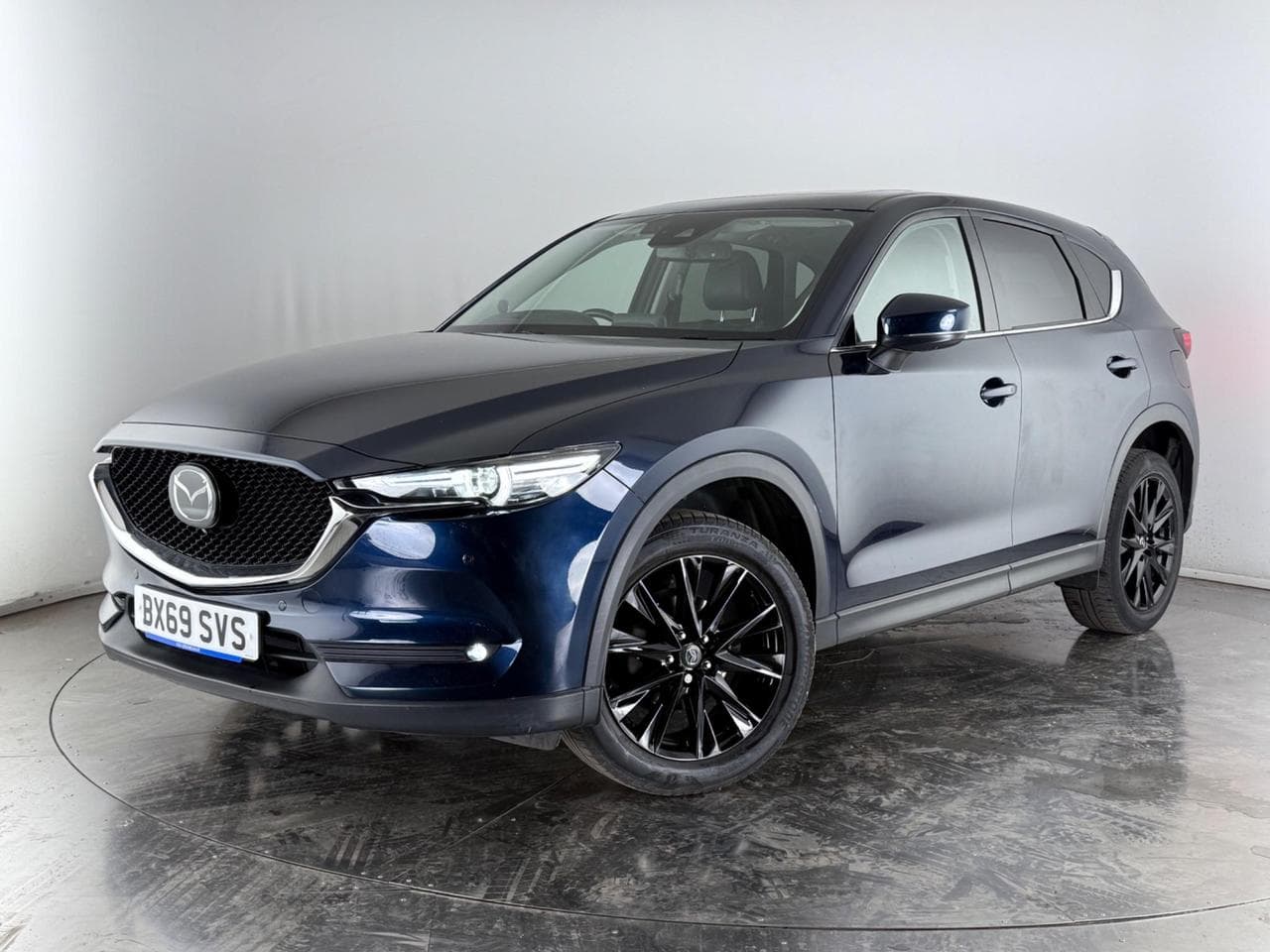 MAZDA CX-5 thumbnail Front Left