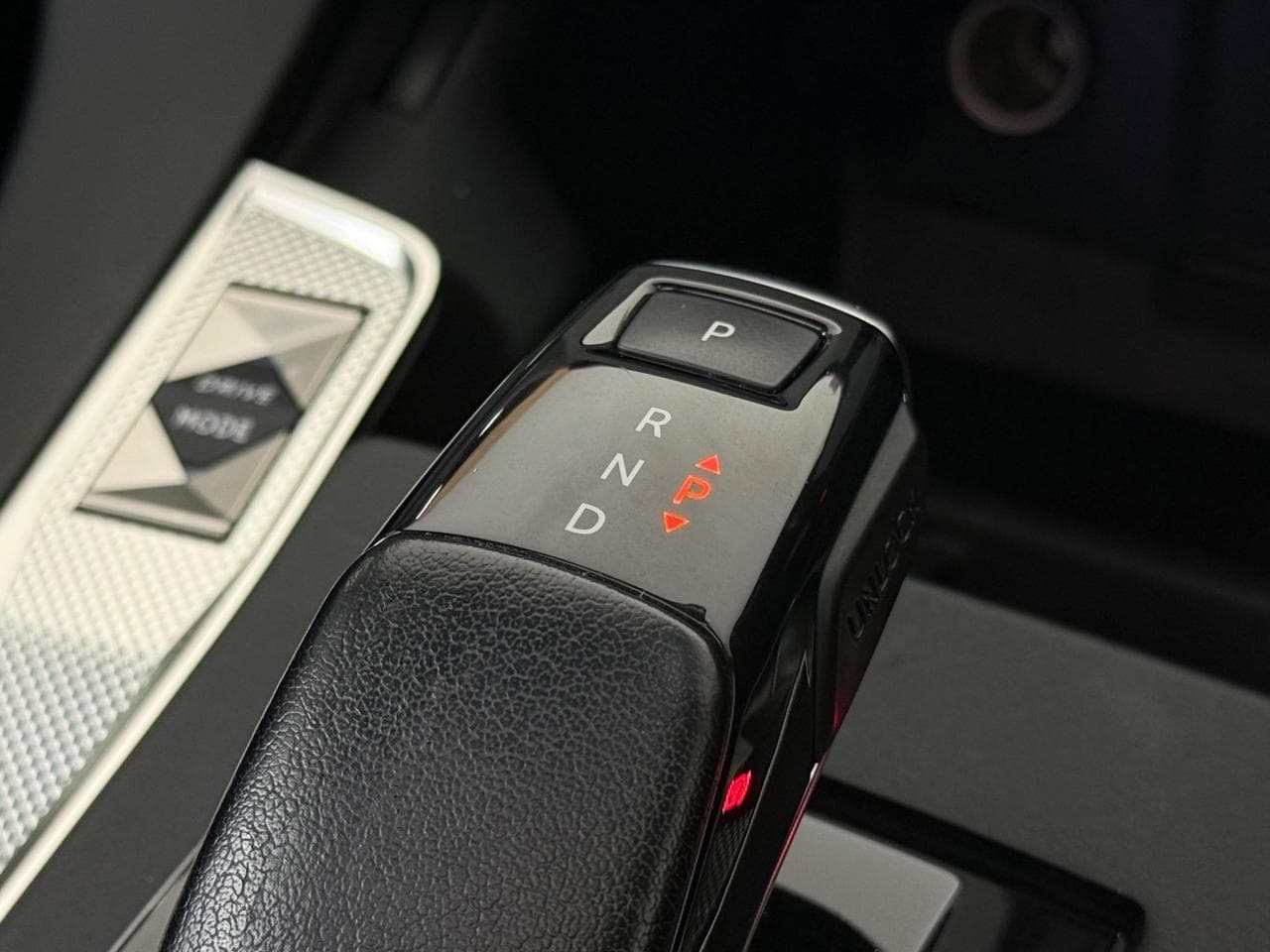DS 7 Crossback thumbnail Misc Controls