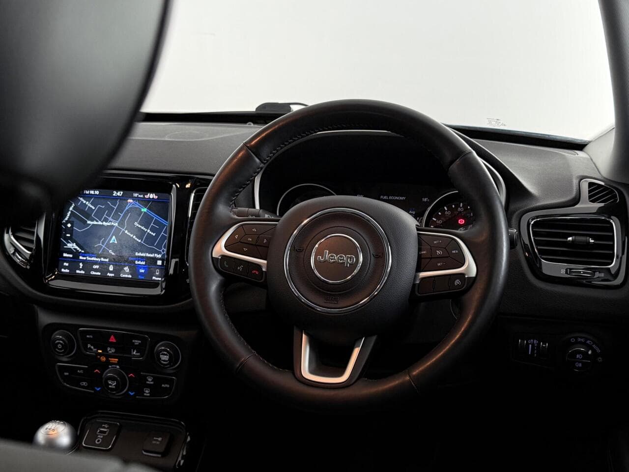 JEEP Compass thumbnail Steering Wheel