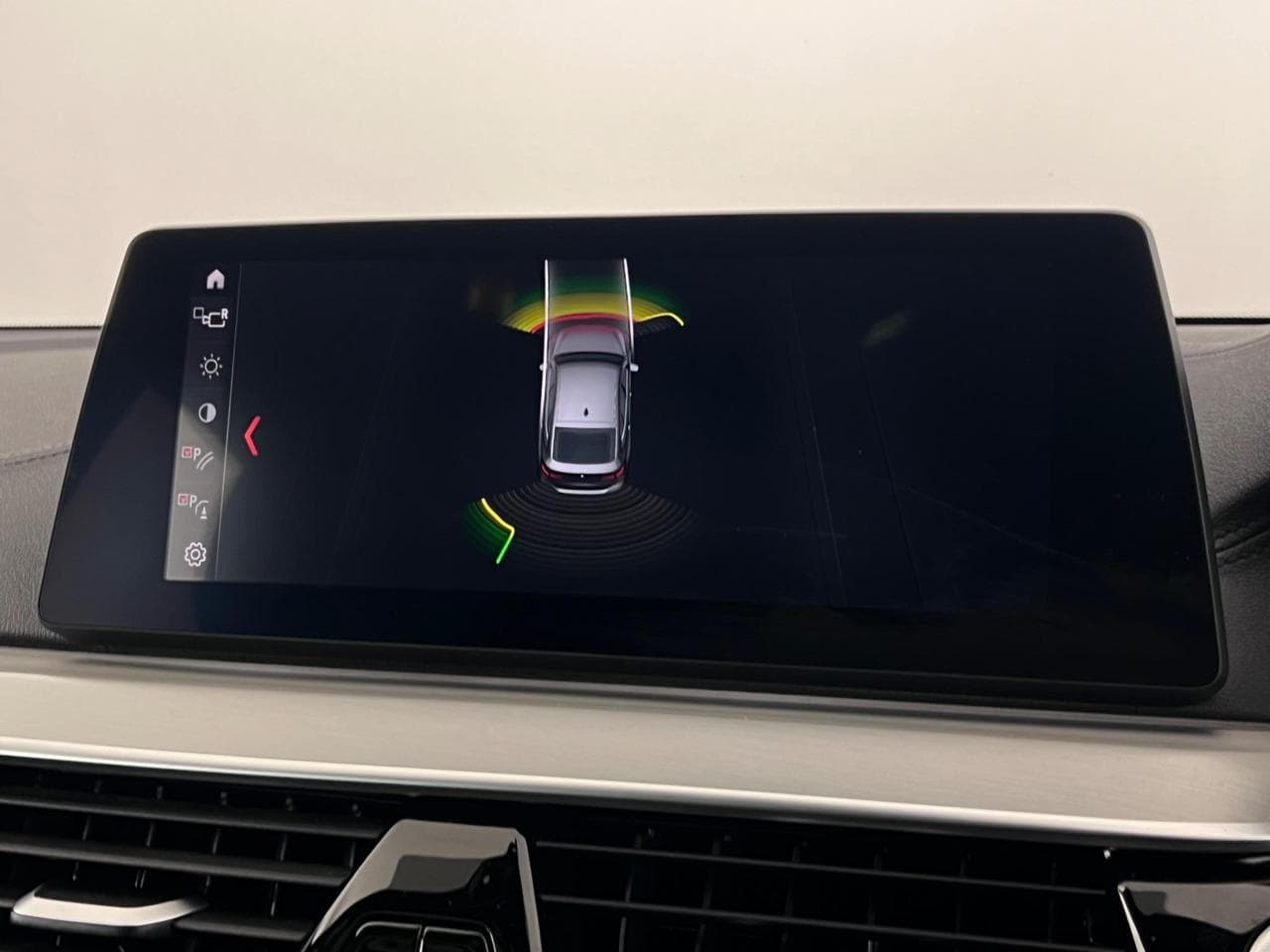 BMW 6 SERIES thumbnail Infotainment System