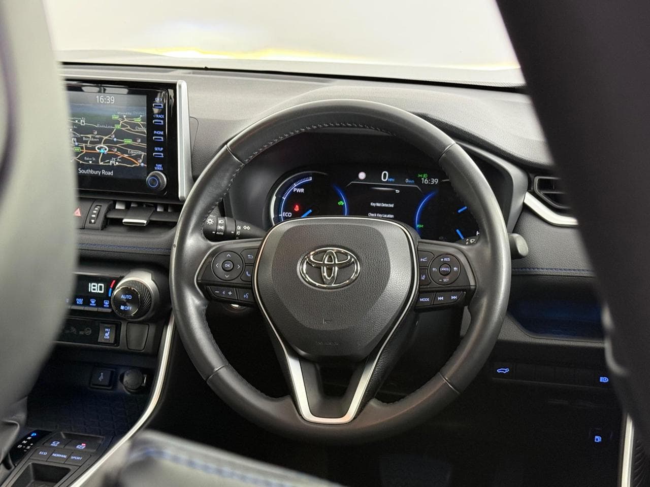 TOYOTA RAV4 thumbnail Steering Wheel