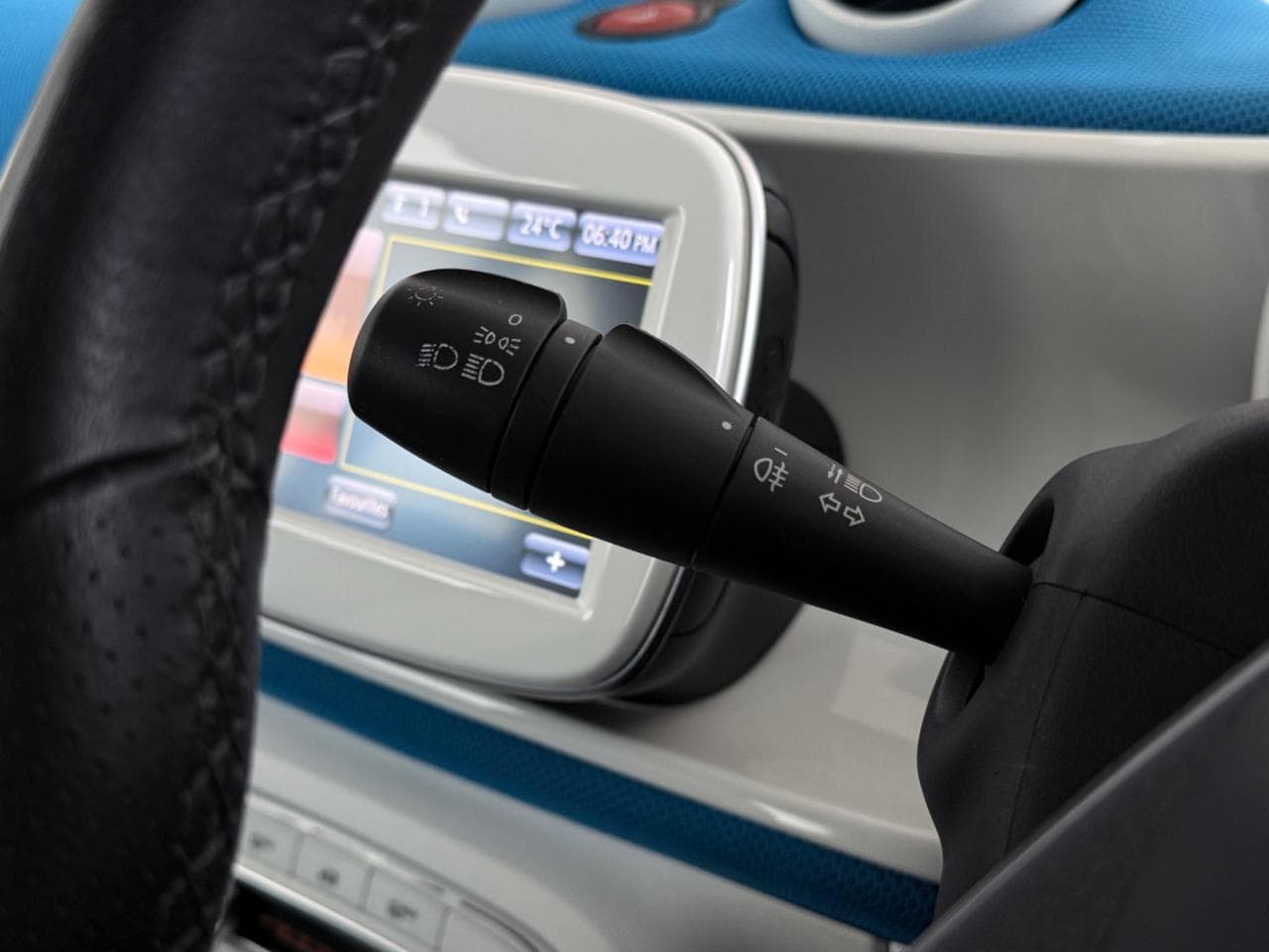 SMART fortwo thumbnail Misc Controls