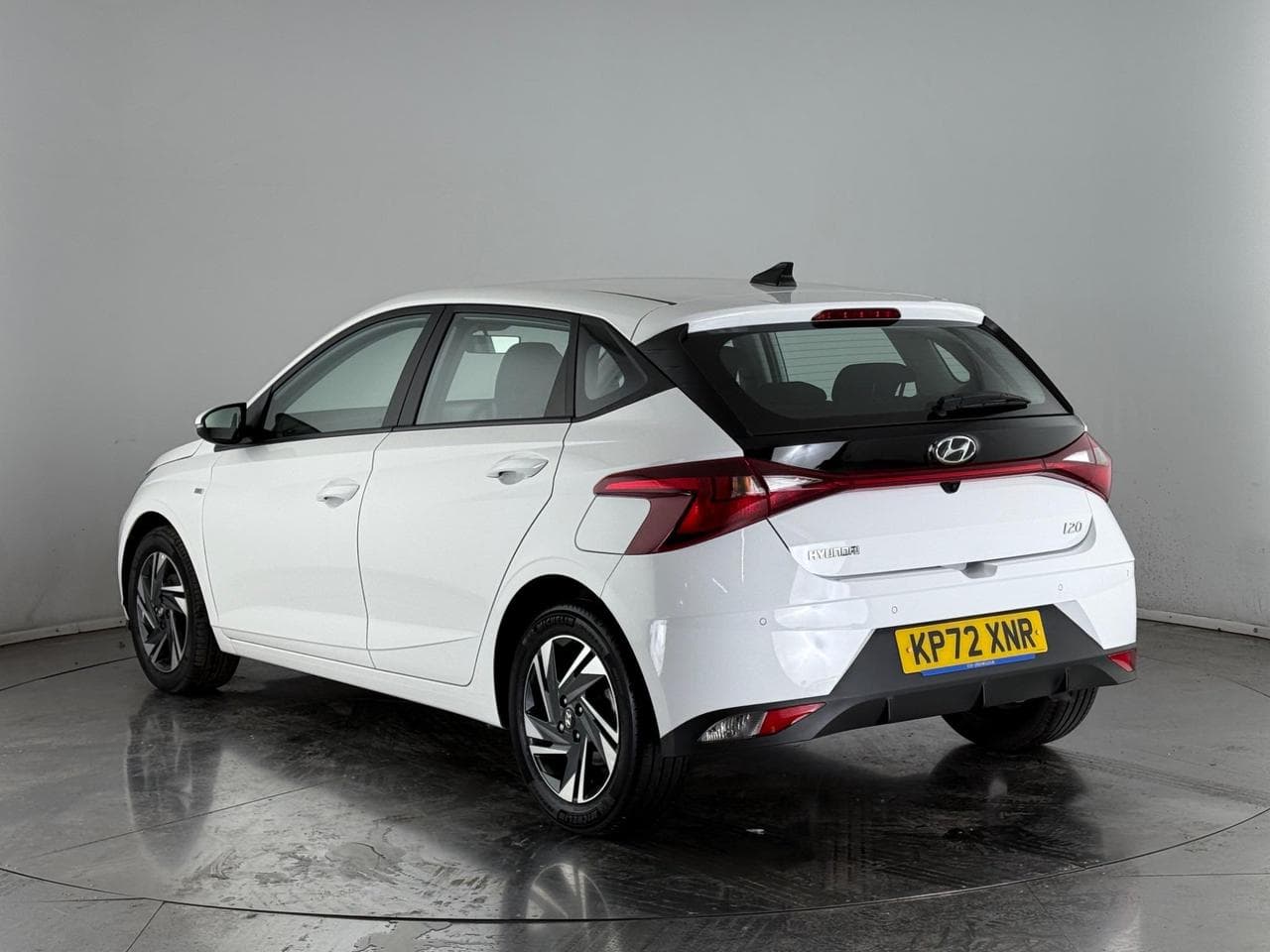 HYUNDAI i20 thumbnail Rear Left