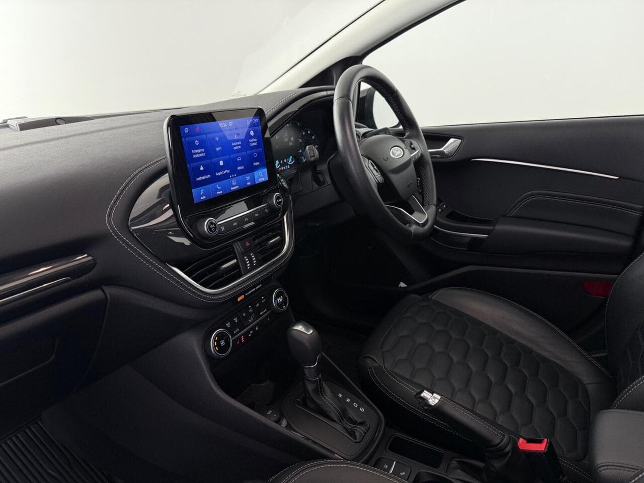 FORD Fiesta thumbnail Interior Front
