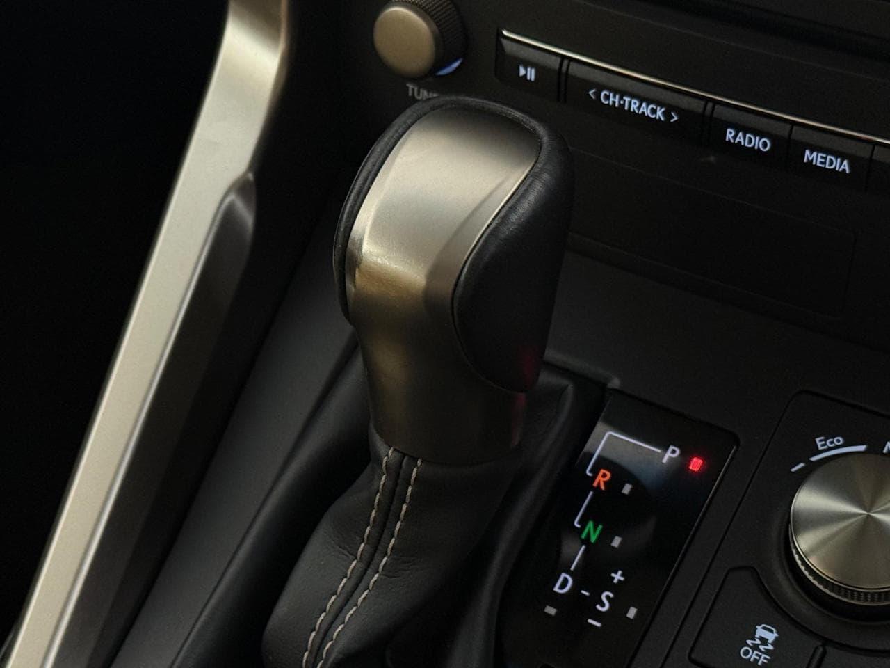 LEXUS NX thumbnail Interior Front
