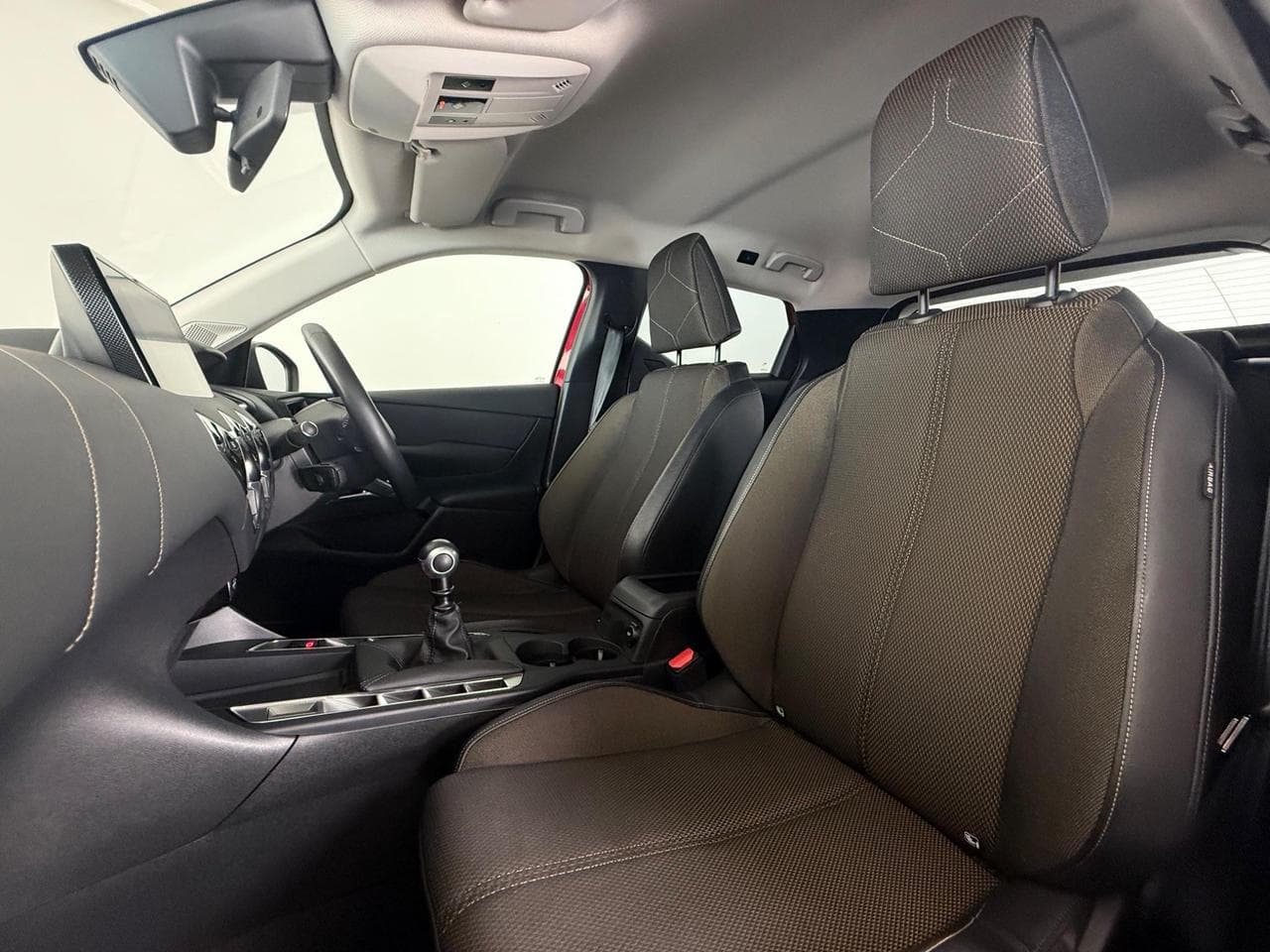 DS 3 Crossback thumbnail Seat Front Passenger