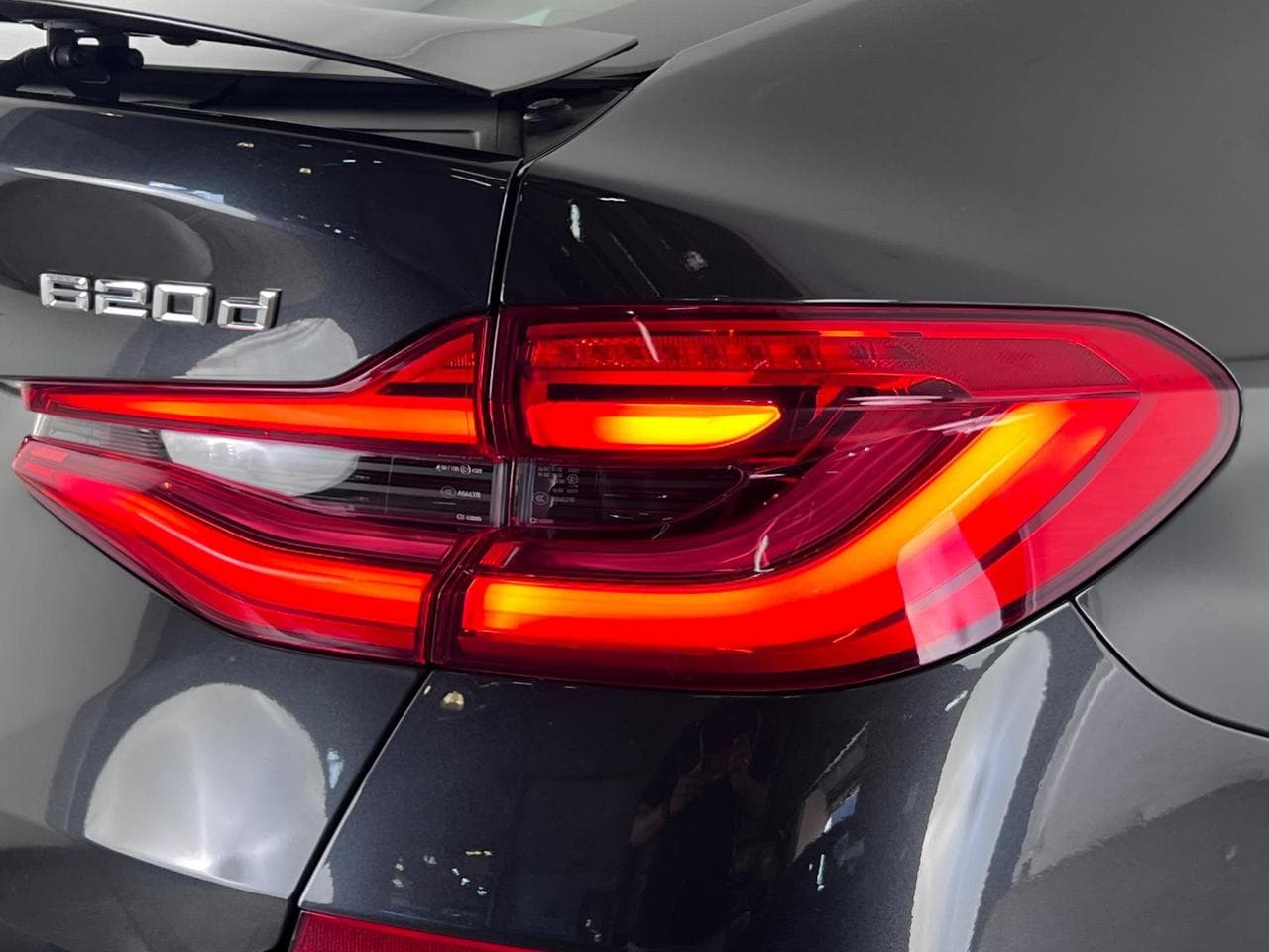BMW 6 SERIES thumbnail Lights Rear