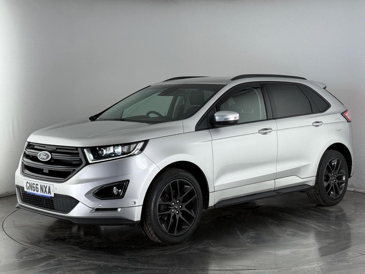 FORD Edge thumbnail Front Left