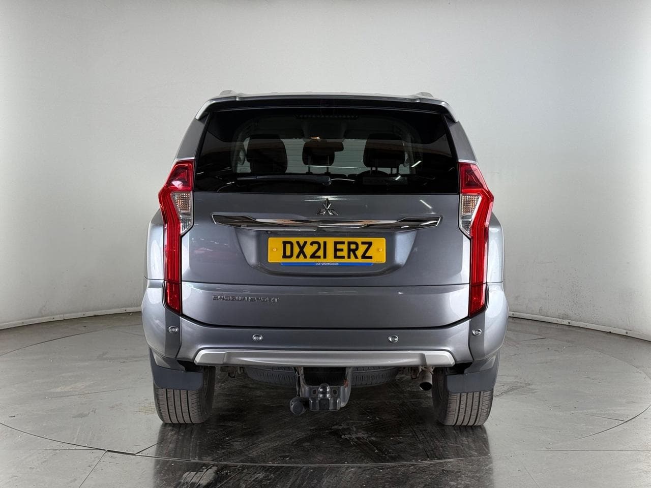 MITSUBISHI Shogun Sport thumbnail Rear