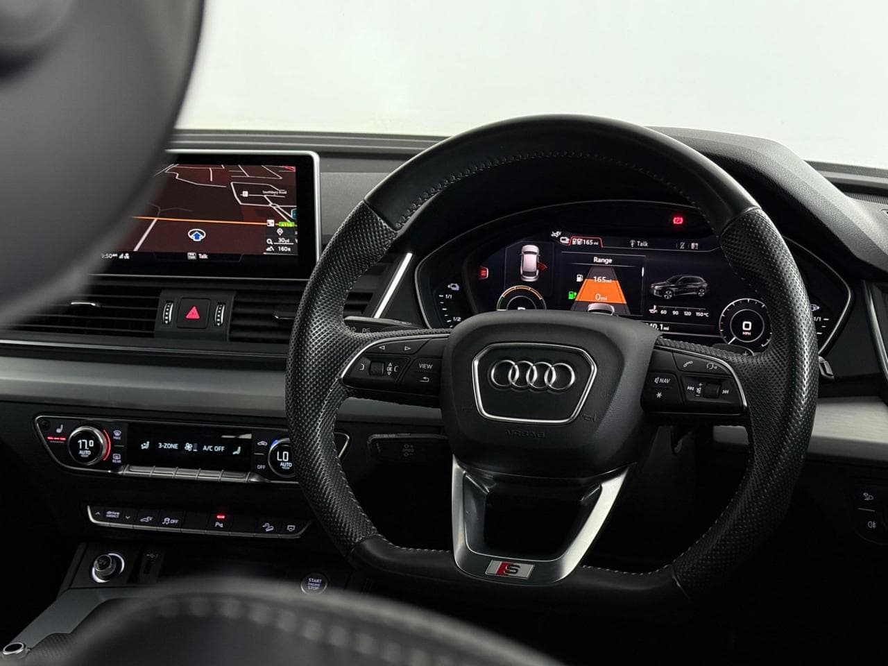 AUDI Q5 thumbnail Steering Wheel